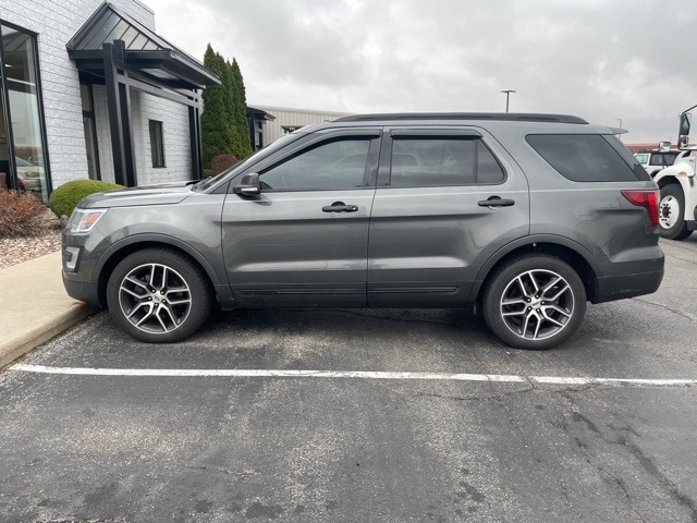 Used 2017 Ford Explorer Sport with VIN 1FM5K8GT5HGA57940 for sale in Archbold, OH