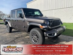 2025 Jeep Gladiator SPORT S 4X4 Pickup