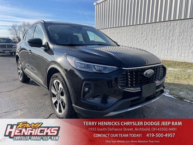 2024 Ford Escape Platinum
