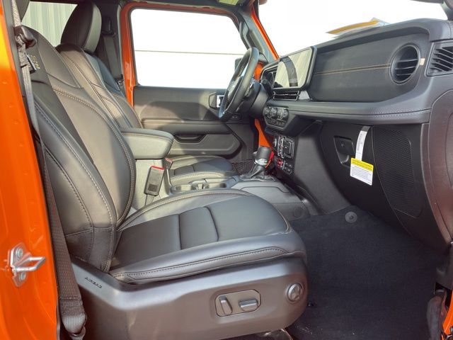 2025 Jeep Wrangler 4-Door Rubicon 392 Final Edition - Photo 17