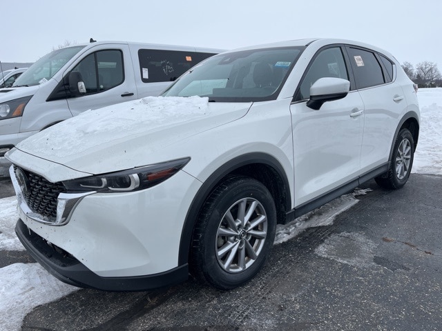 2023 Mazda CX-5 S Preferred package