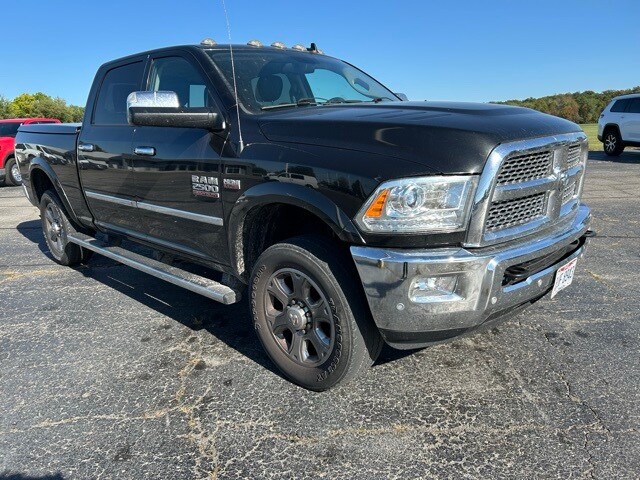 2016 Ram 2500 Laramie photo 3