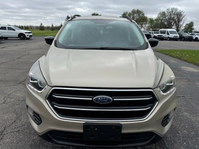 Used 2017 Ford Escape SE with VIN 1FMCU0GD6HUD75398 for sale in Archbold, OH
