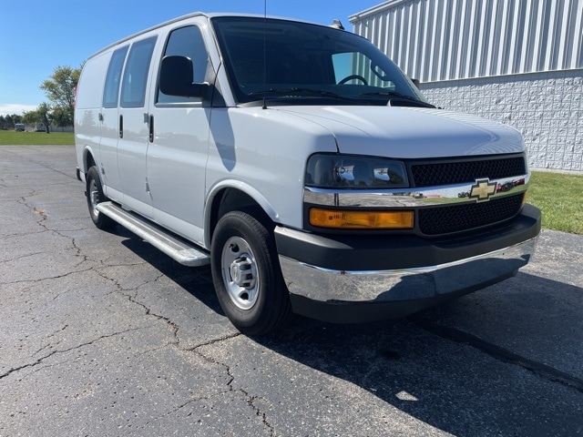 2024 Chevrolet Express Cargo Work Van's photo