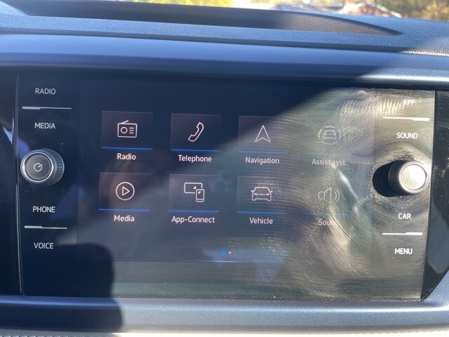 2024 Volkswagen Taos SE photo 4