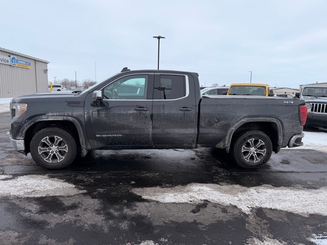 Used 2020 GMC Sierra 1500 SLE with VIN 1GTR9BEK7LZ249172 for sale in Archbold, OH
