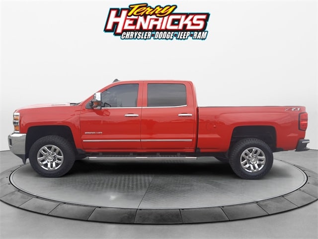 Used 2019 Chevrolet Silverado 2500HD LTZ with VIN 1GC1KTEY7KF202011 for sale in Archbold, OH