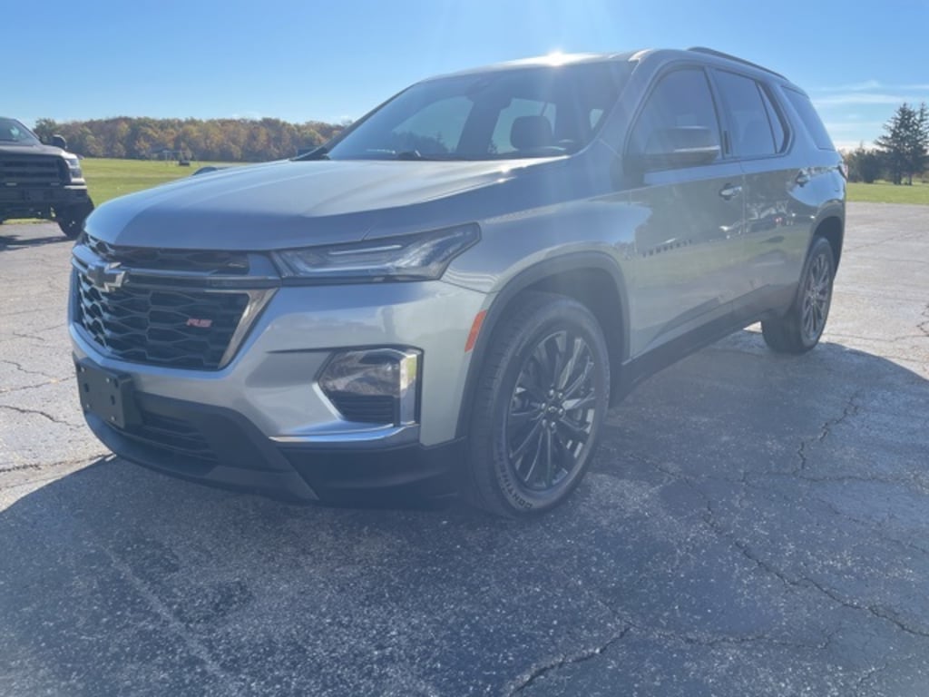 Used 2023 Chevrolet Traverse RS SUV
