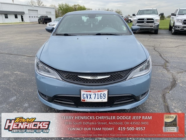 Used 2015 Chrysler 200 S with VIN 1C3CCCBBXFN585433 for sale in Archbold, OH