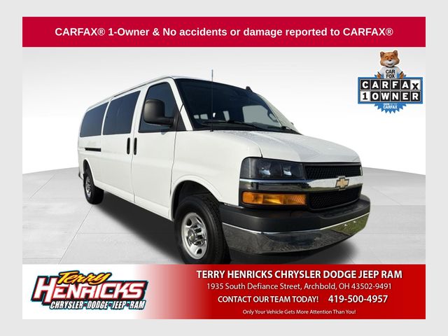 2025 Chevrolet Express 3500 LT Extended's photo
