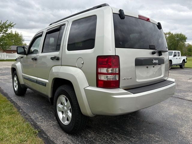 Used 2009 Jeep Liberty Sport with VIN 1J8GN28K09W551968 for sale in Archbold, OH