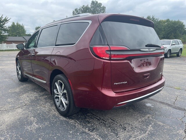 2021 Chrysler Pacifica Pinnacle photo 2