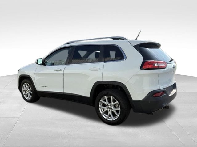Used 2015 Jeep Cherokee Latitude with VIN 1C4PJLCB8FW706889 for sale in Archbold, OH