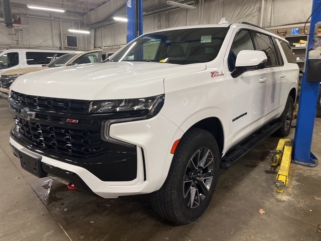 2023 Chevrolet Suburban Z71's photo