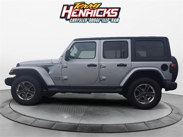 Used 2018 Jeep All-New Wrangler Unlimited Sahara with VIN 1C4HJXEG2JW104454 for sale in Archbold, OH