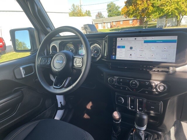 2024 Jeep Wrangler Sport S photo 3