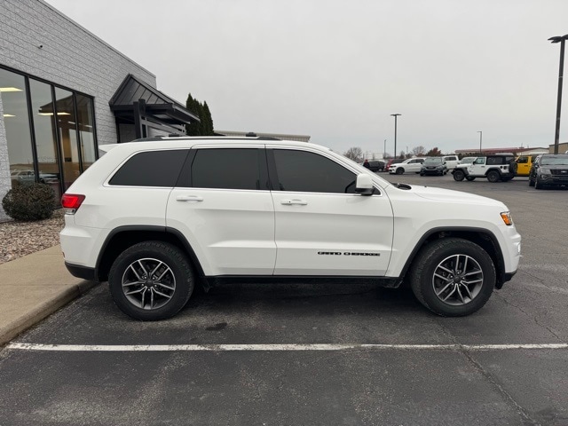 2020 Jeep Grand Cherokee Laredo E photo 4