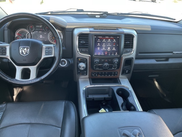 2018 Ram 1500 Laramie photo 3