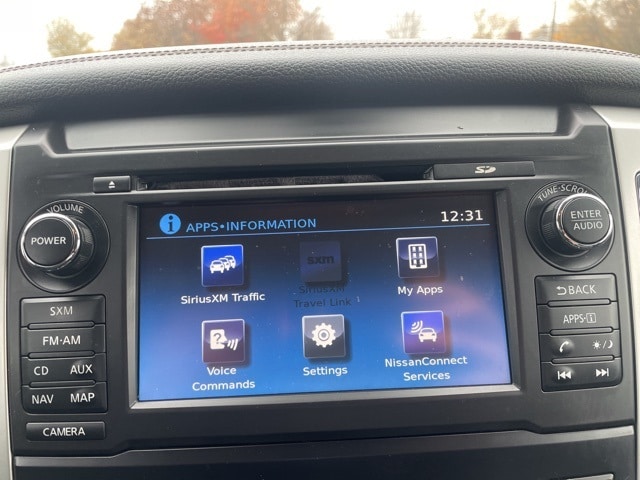 2018 Nissan Titan SL photo 3