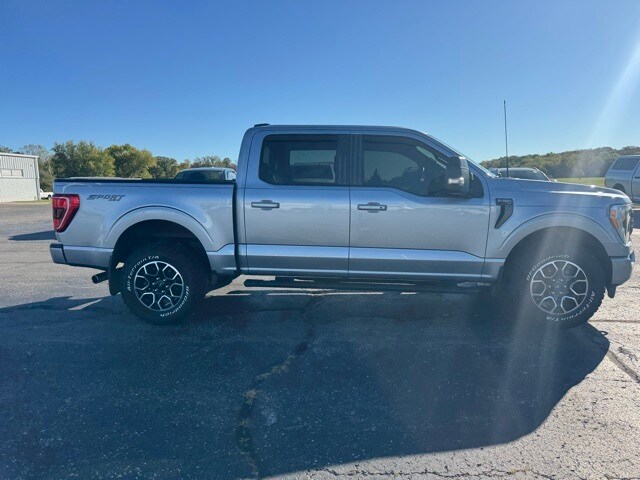 2023 Ford F-150 XLT photo 4