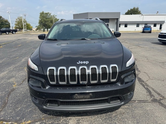 Used 2014 Jeep Cherokee Latitude with VIN 1C4PJMCS8EW281565 for sale in Archbold, OH