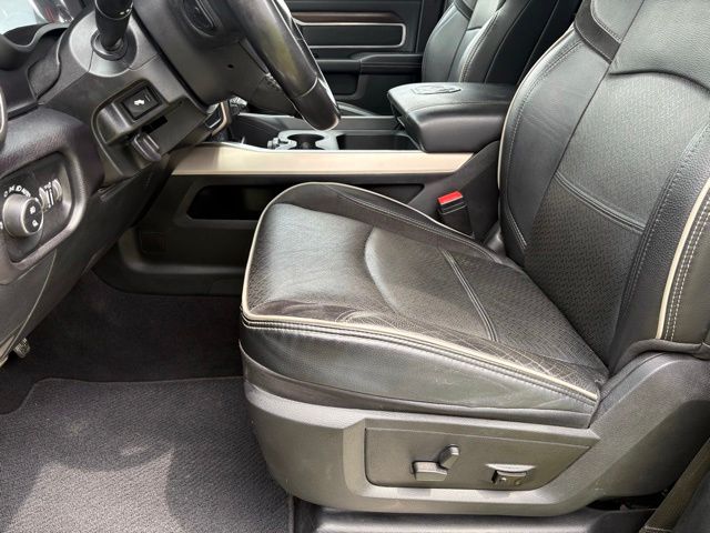 2022 RAM Ram 3500 Pickup Laramie - Photo 10