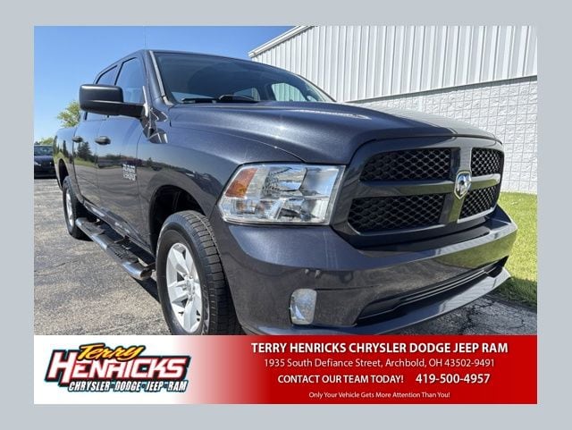 2017 RAM 1500 Express 4x4 Crew Cab 5'7's photo