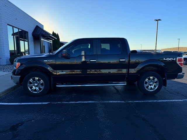 2011 Ford F-150 XLT photo 4