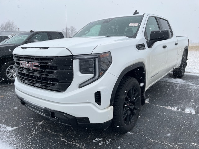 2023 GMC Sierra 1500 Pro's photo