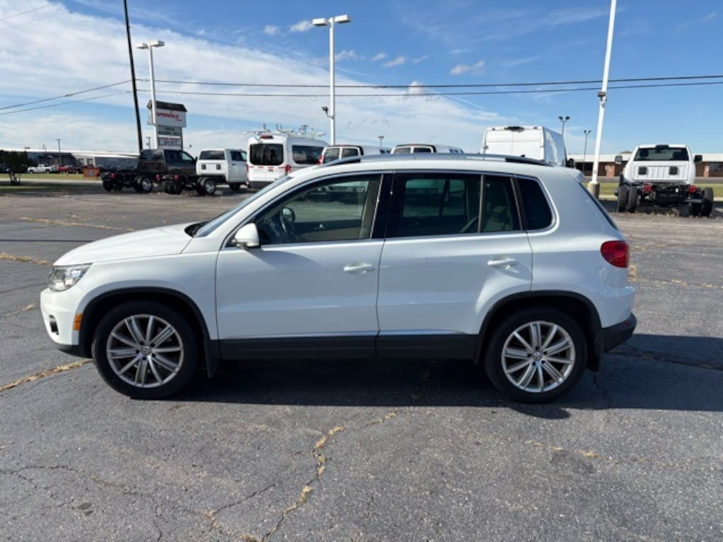 Used 2016 Volkswagen Tiguan SE SUV
