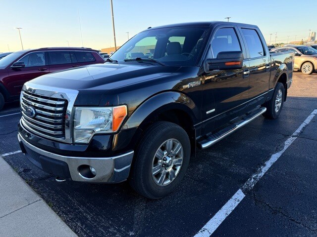 2011 Ford F-150 XLT photo 3