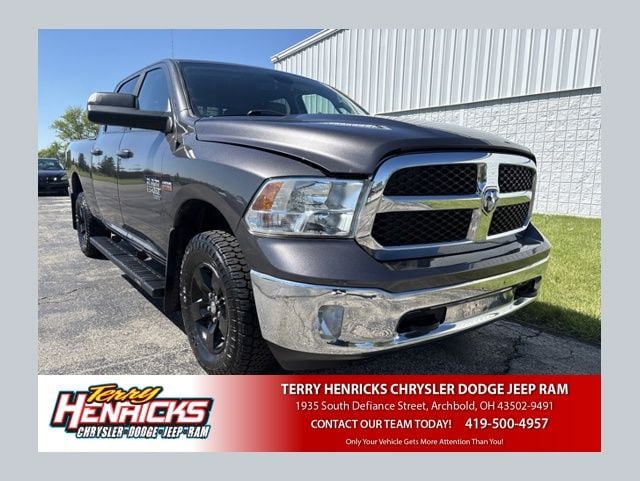 2021 RAM 1500 Classic SLT Crew Cab 4x4 6'4" Box's photo