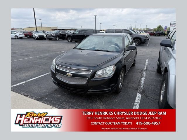 2011 Chevrolet Malibu's photo