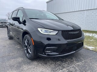 2026 Chrysler Pacifica SELECT AWD Passenger Van in Archbold, OH