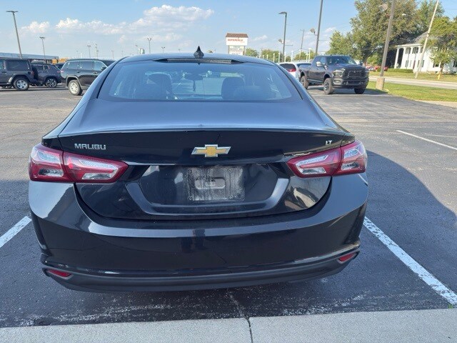 2022 Chevrolet Malibu 1LT photo 4
