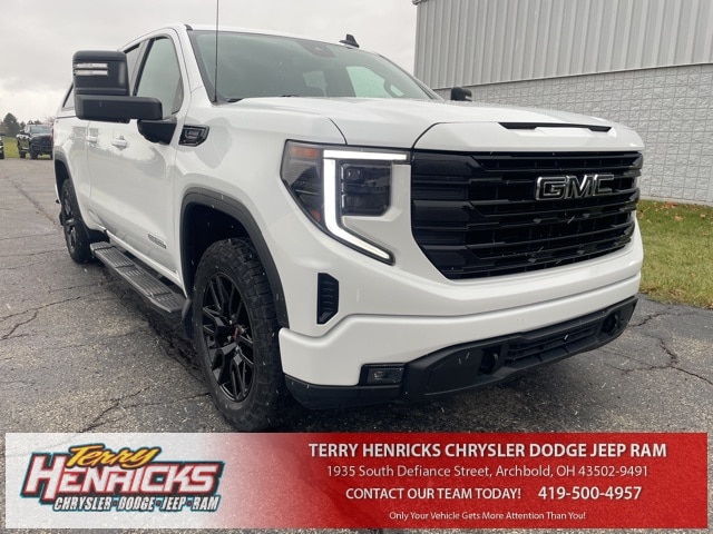 2022 GMC Sierra 1500 Elevation's photo