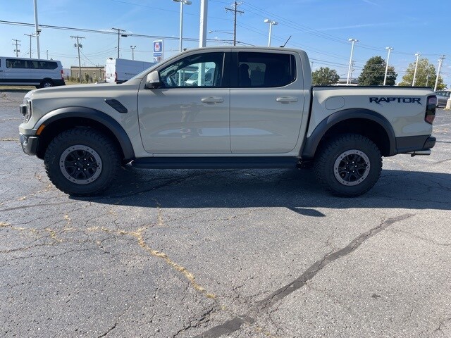 2025 Ford Ranger Raptor photo 2