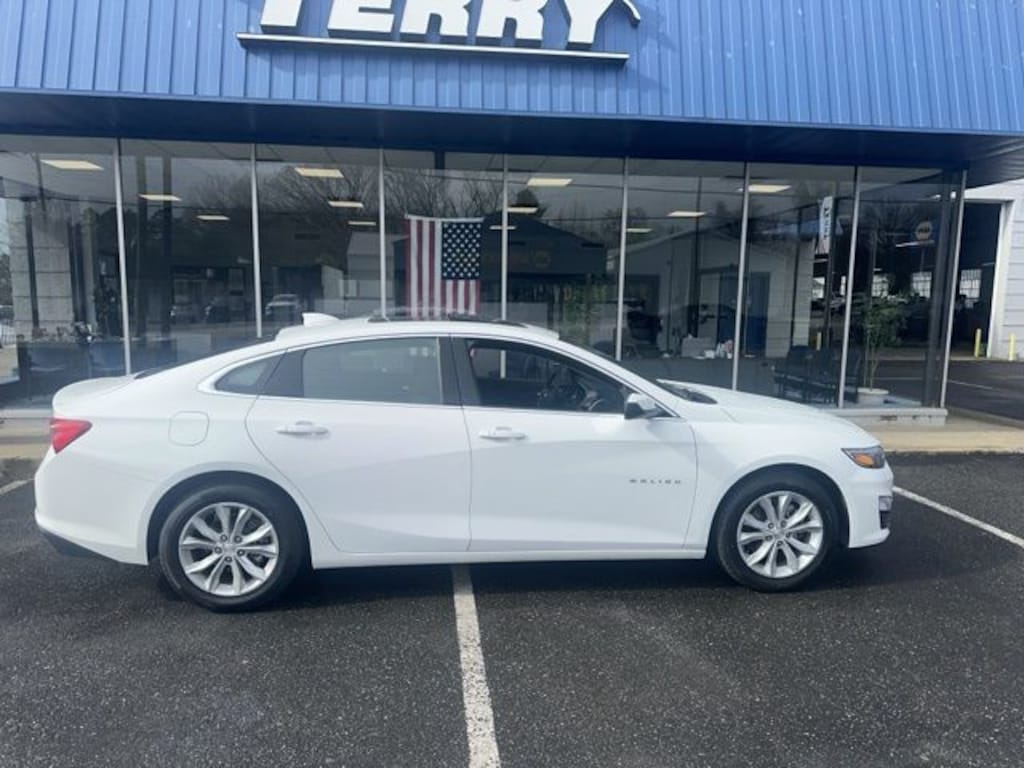 Used 2024 Chevrolet Malibu 1LT Sedan