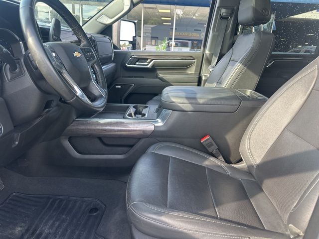 2024 Chevrolet Silverado 2500HD LTZ - Photo 7