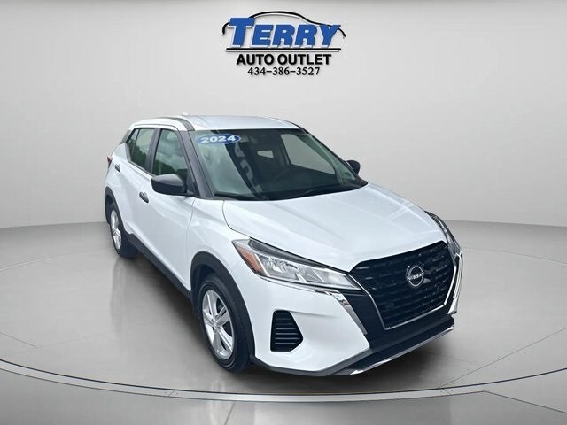 2024 Nissan Kicks S photo 4