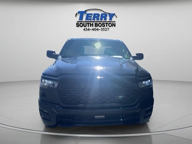 2025 Ram 1500 Tradesman photo 2