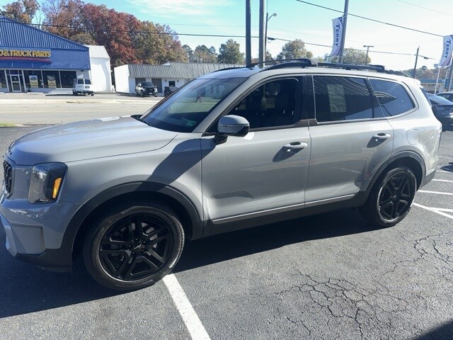 2023 Kia Telluride SX X-Line photo 3