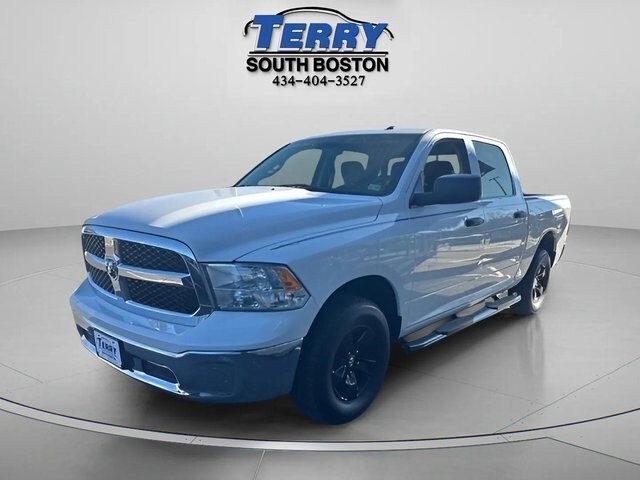 2022 Ram 1500 Classic Tradesman photo 3