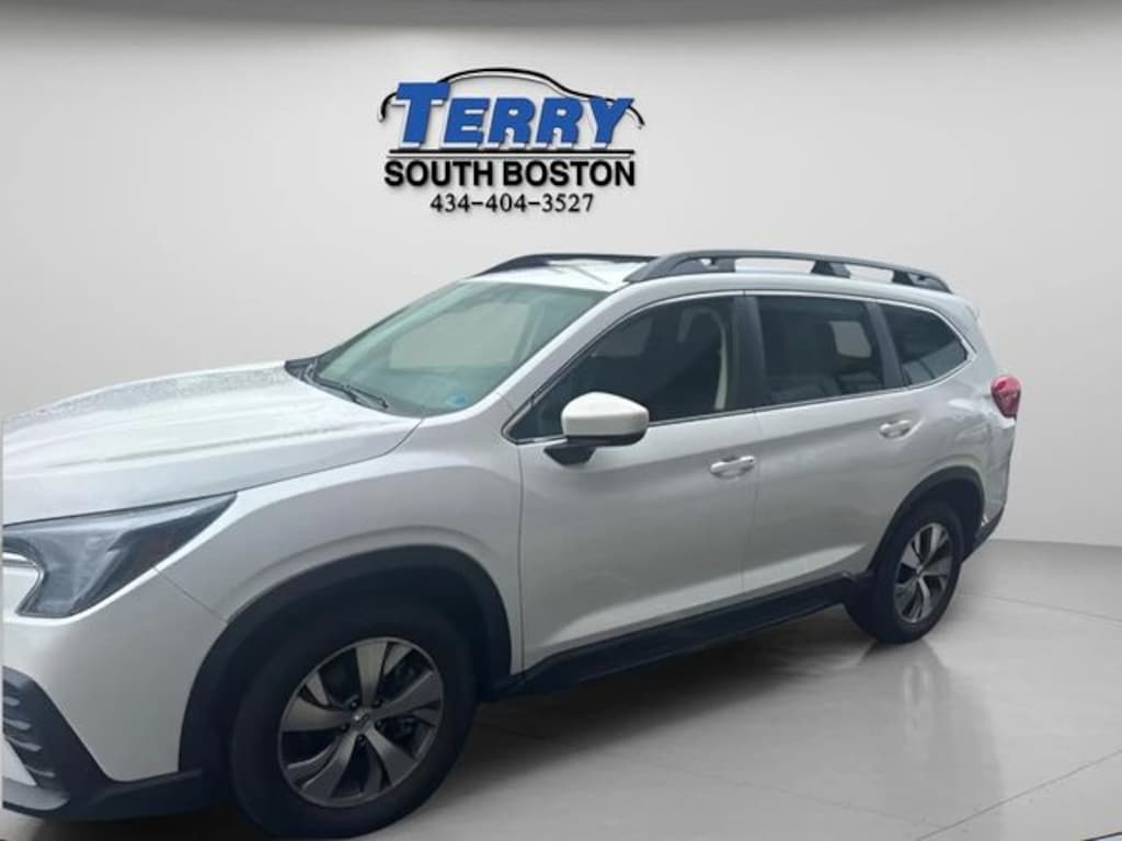 Used 2025 Subaru Ascent Premium 7-Passenger SUV