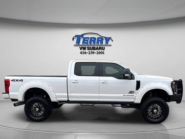 2019 Ford F-250 Super Duty Lariat's photo