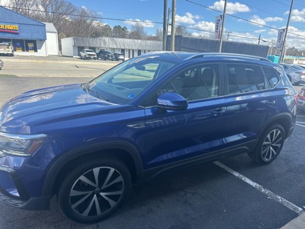 Used 2024 Volkswagen Taos 1.5T SE SUV
