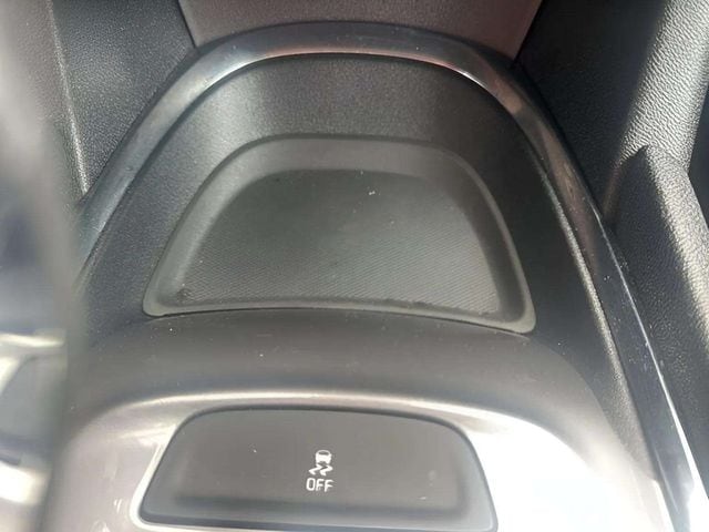 2023 Chevrolet Malibu 1LT - Photo 12