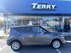 Used 2023 Kia Soul LX Hatchback for sale