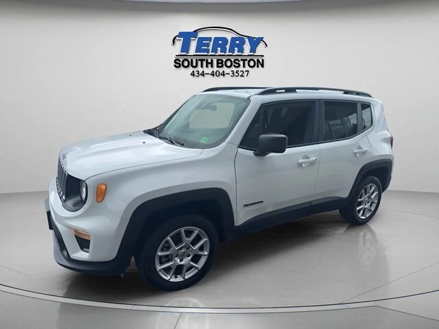 2022 Jeep Renegade Latitude photo 3