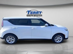 Used 2024 Kia Soul LX Hatchback for sale